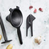 Tupperware presa za beli luk
